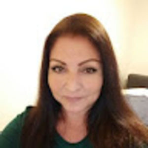 Meet your Posher, Ana